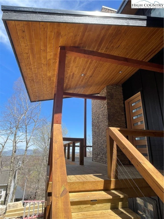 Image number 4 for the current listing
