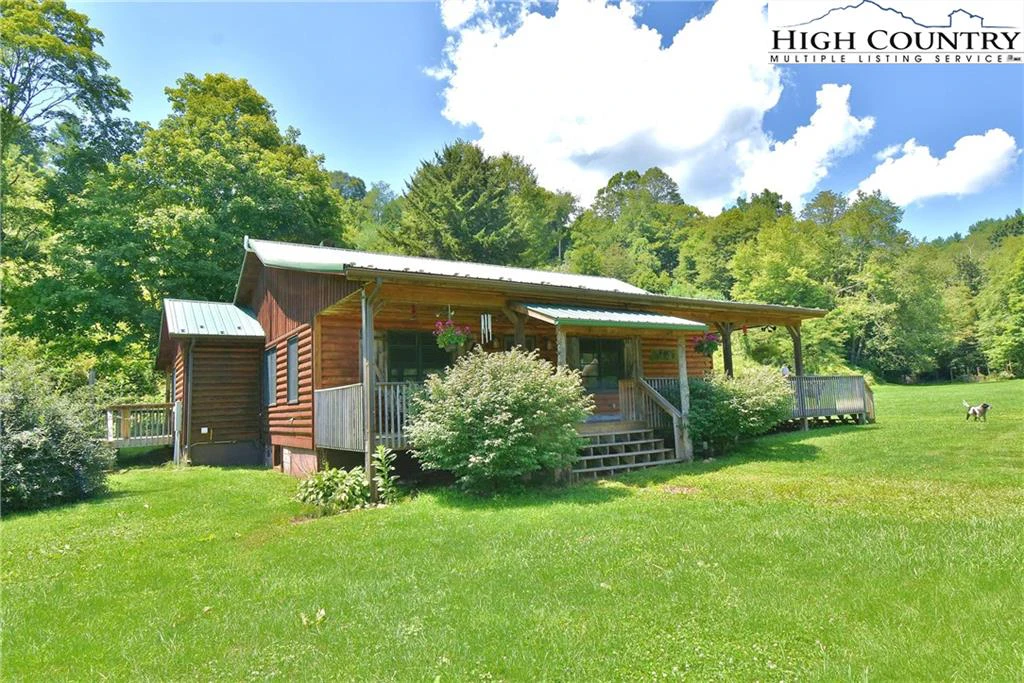 Image number 28 for the current listing