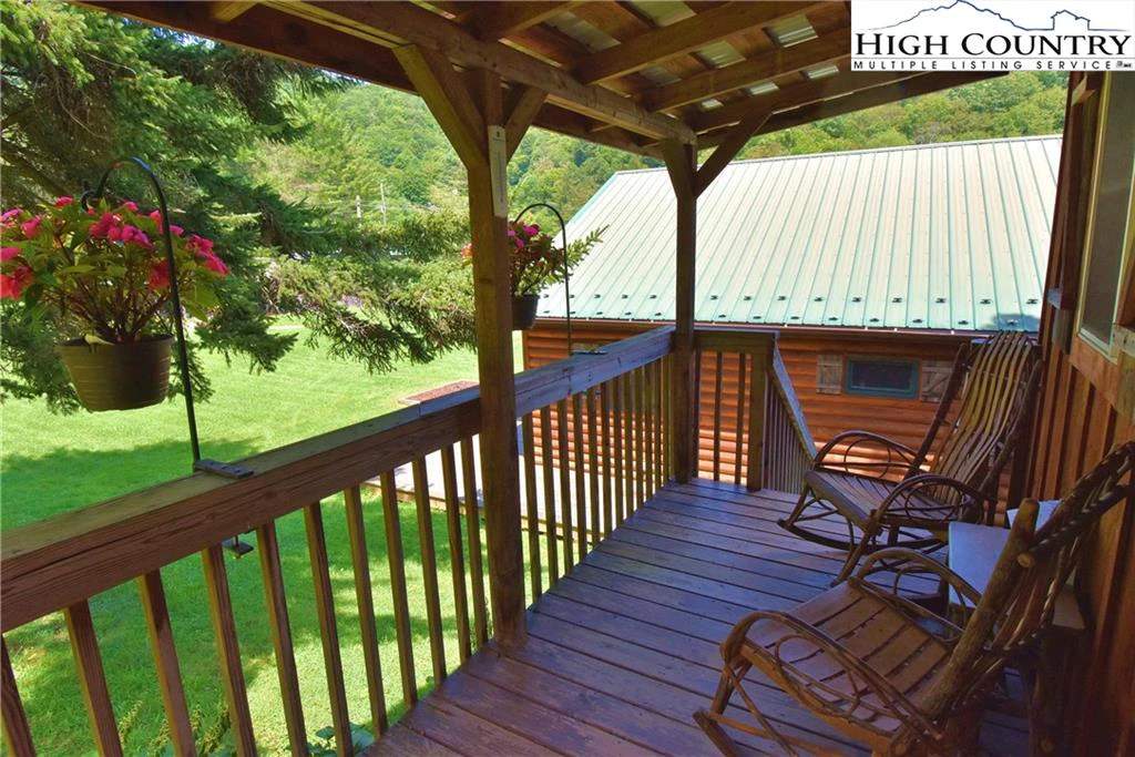 Image number 12 for the current listing
