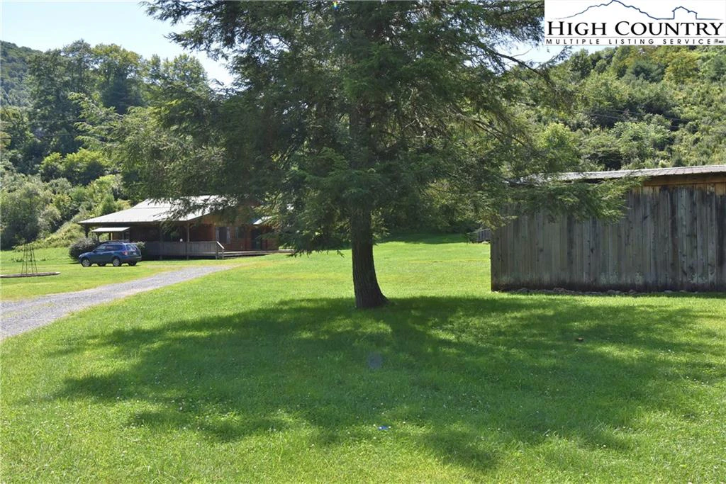 Image number 20 for the current listing