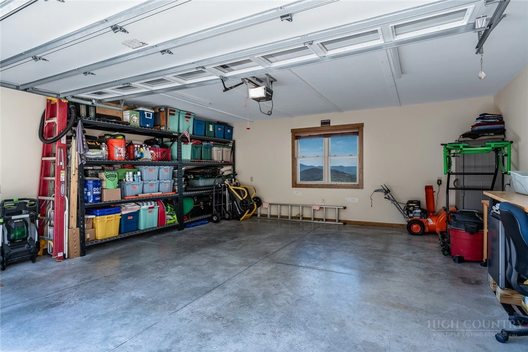 Image number 2 for the current listing