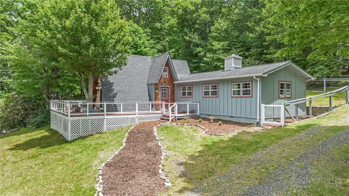 Image number 4 for the current listing