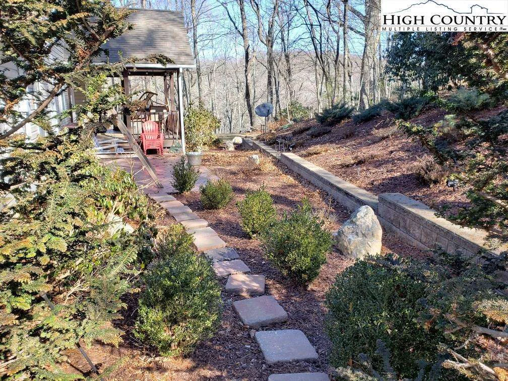 Image number 3 for the current listing