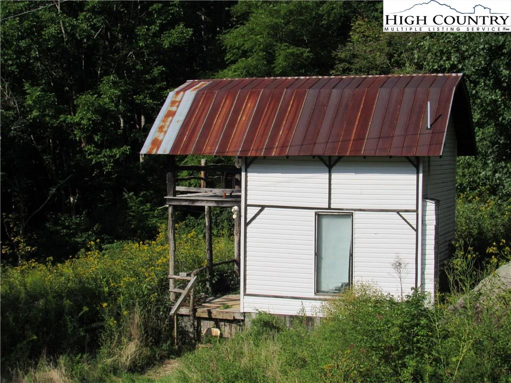 Image number 6 for the current listing