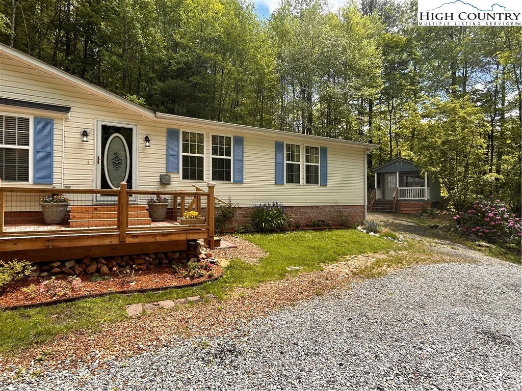 Image number 7 for the current listing