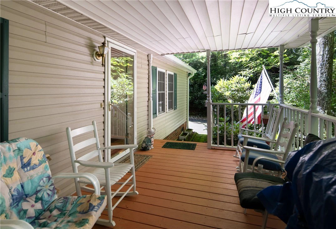 Image number 8 for the current listing