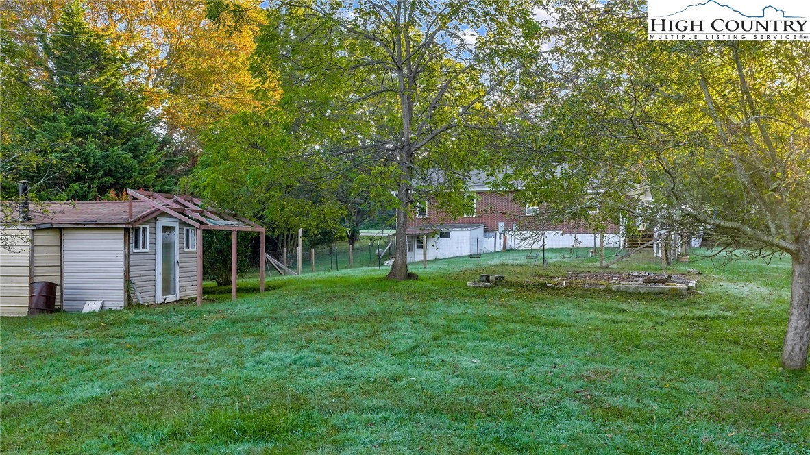 Image number 9 for the current listing