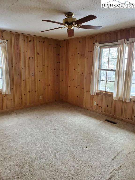 Image number 8 for the current listing