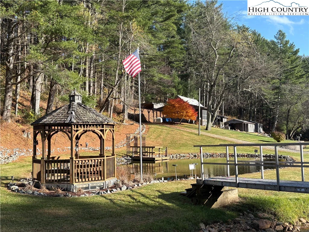 Image number 5 for the current listing