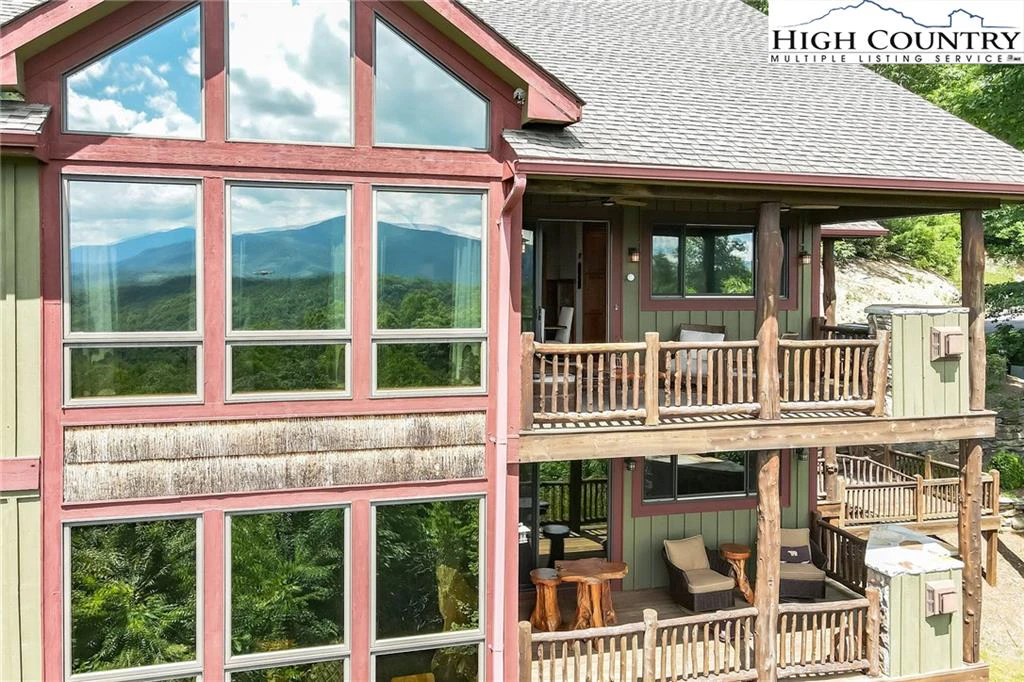 Image number 20 for the current listing
