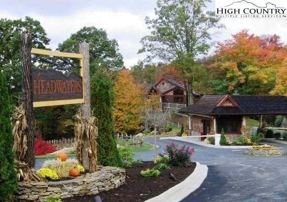 Image number 5 for the current listing