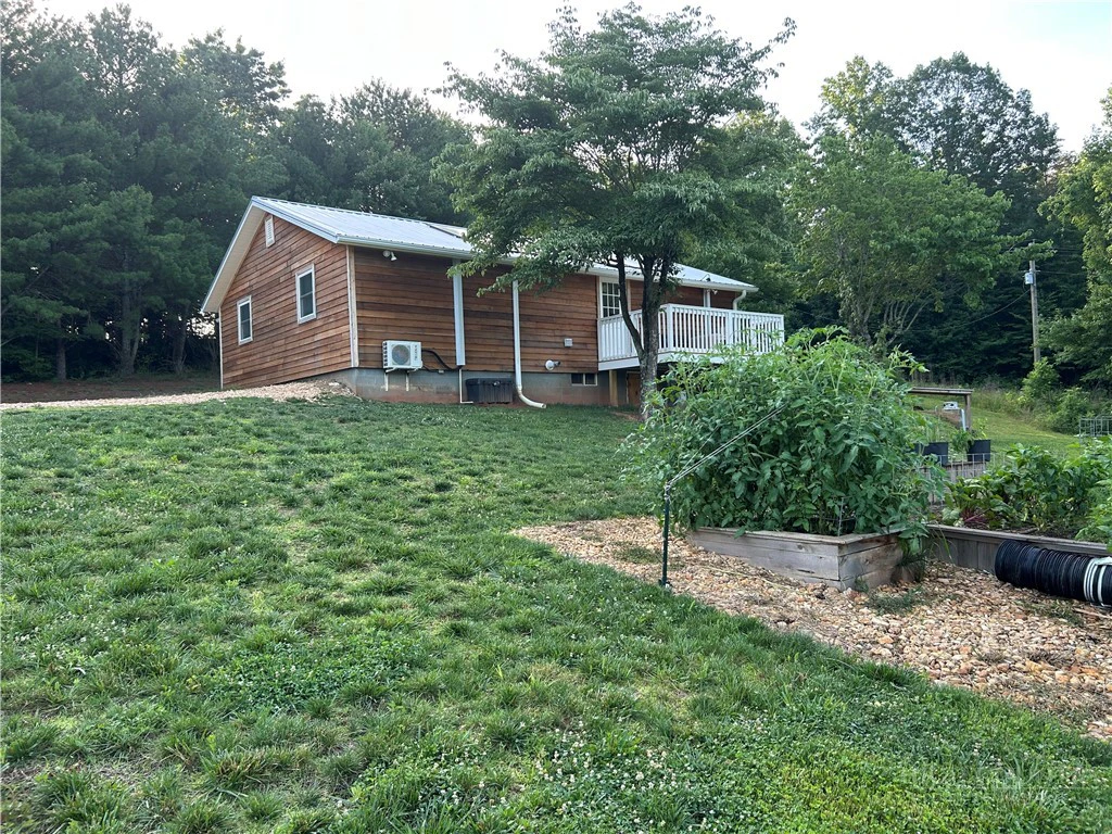 Image number 4 for the current listing