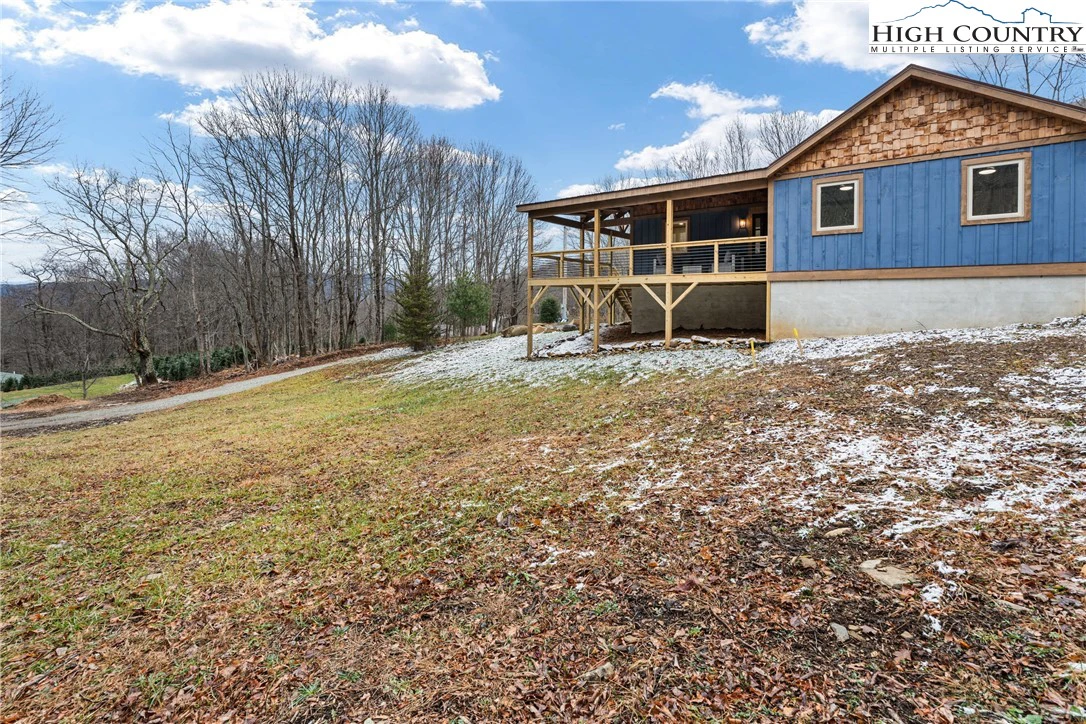 Image number 2 for the current listing