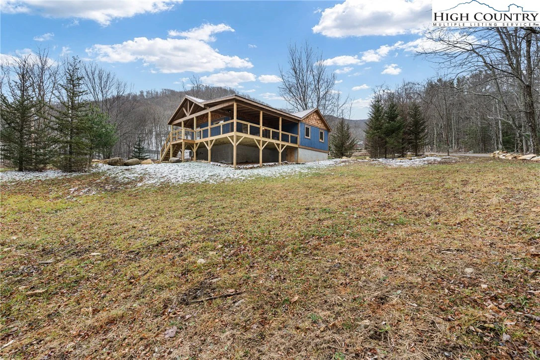 Image number 16 for the current listing