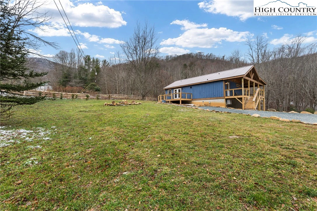 Image number 18 for the current listing