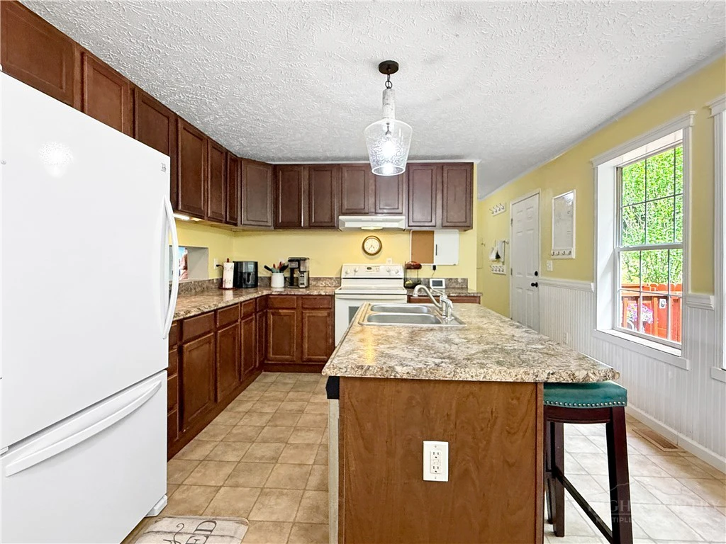 Image number 5 for the current listing