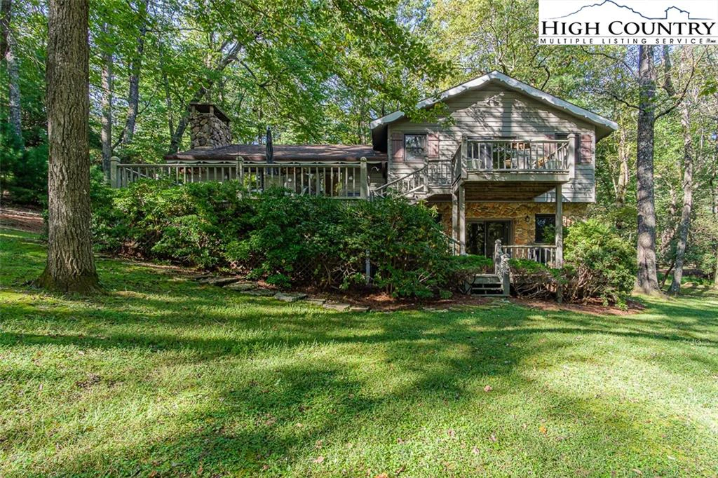 Image number 1 for the current listing