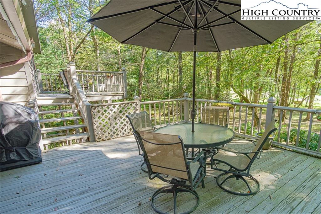 Image number 9 for the current listing