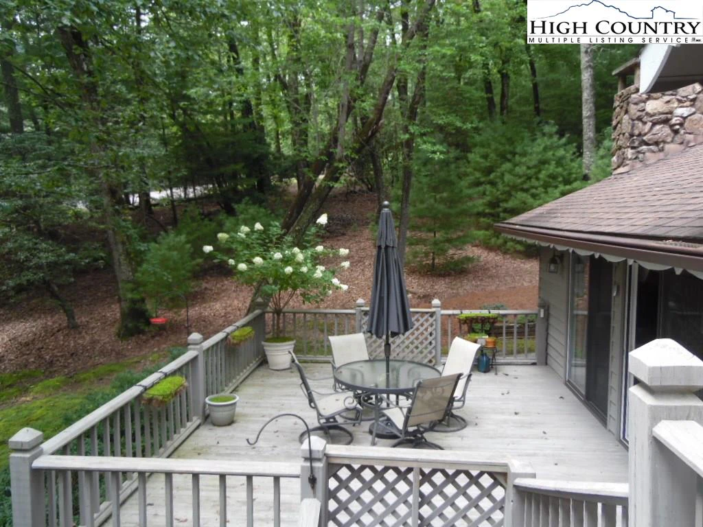 Image number 8 for the current listing
