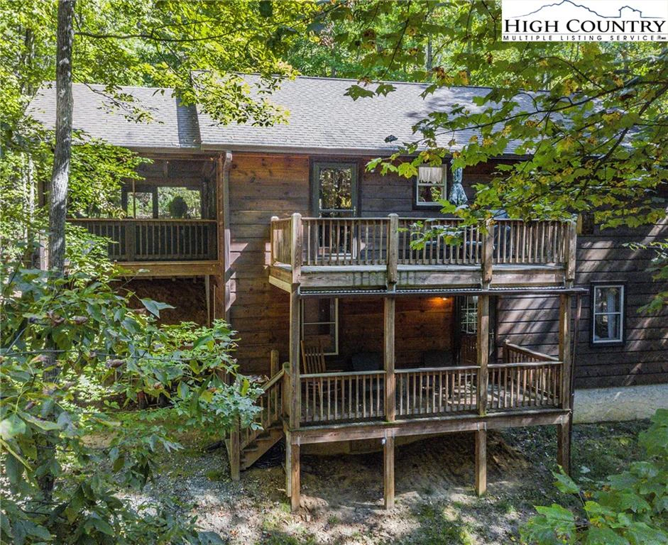 Image number 3 for the current listing
