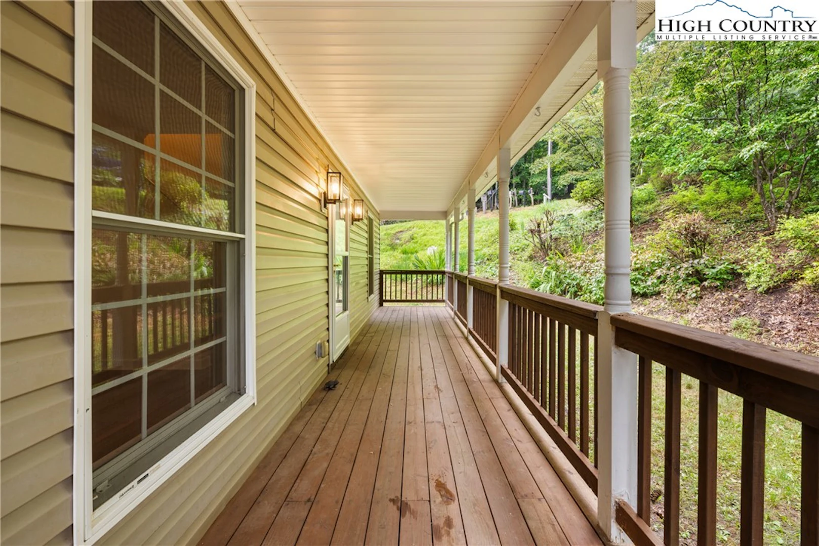 Image number 20 for the current listing