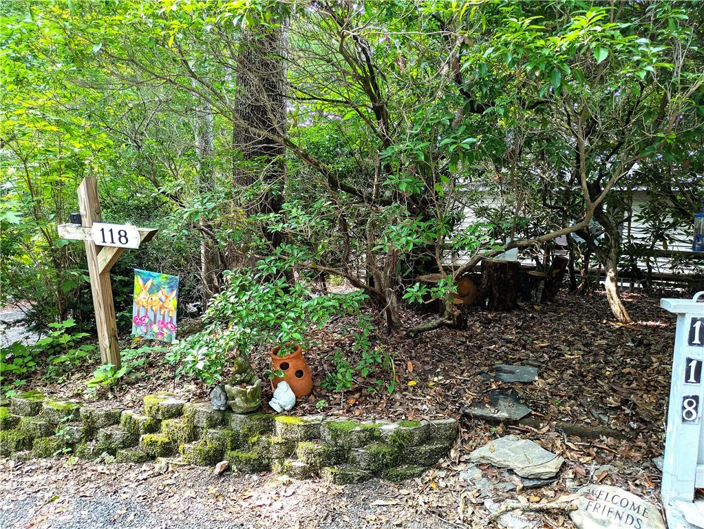 Image number 11 for the current listing