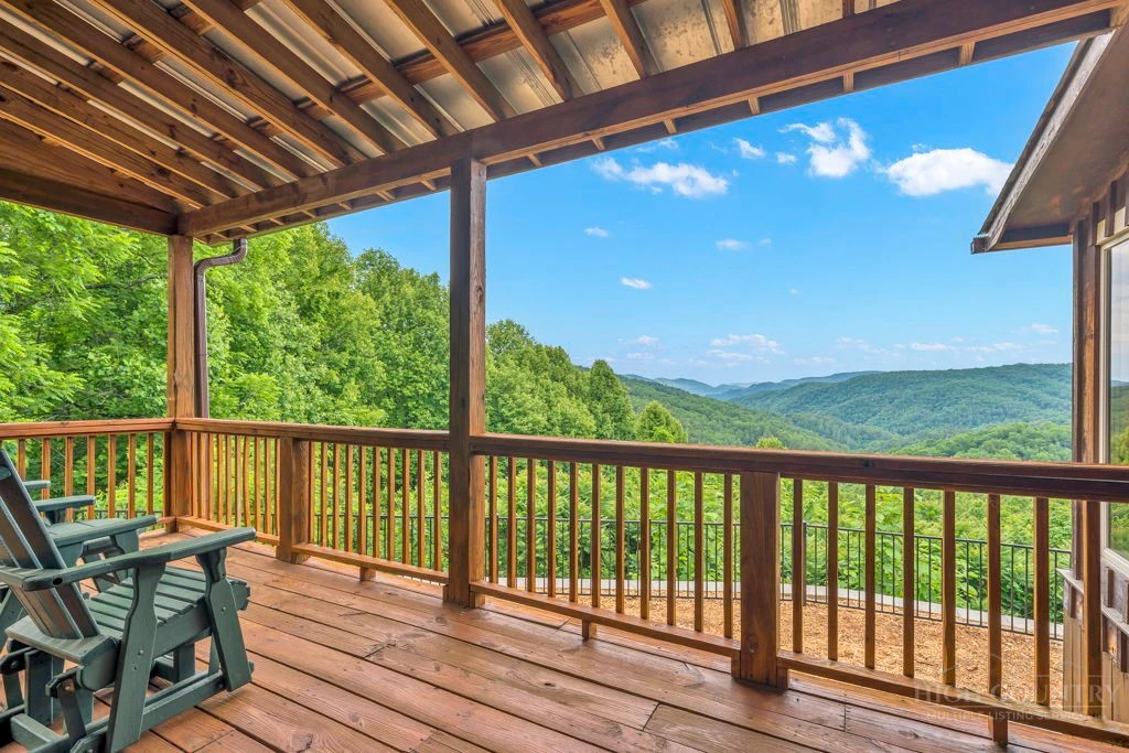 Image number 7 for the current listing
