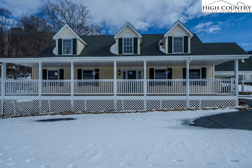 Image number 21 for the current listing