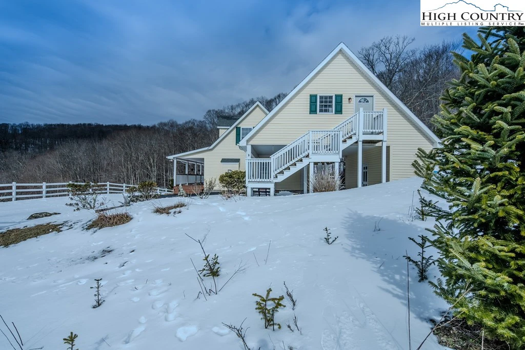 Image number 11 for the current listing