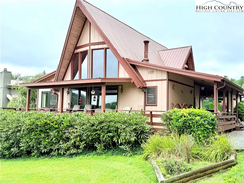 Image number 1 for the current listing
