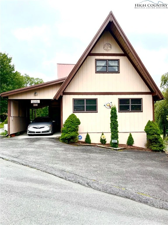 Image number 21 for the current listing