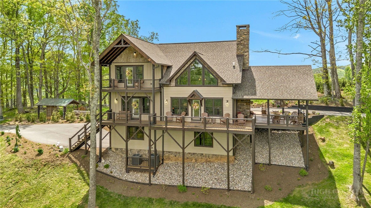 Image number 4 for the current listing
