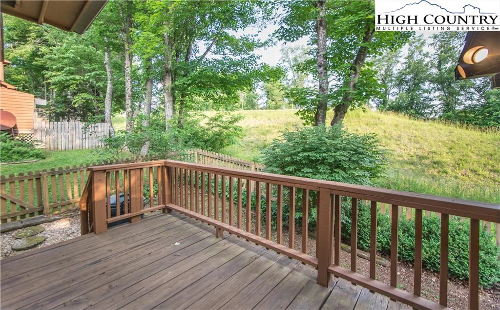 Image number 6 for the current listing
