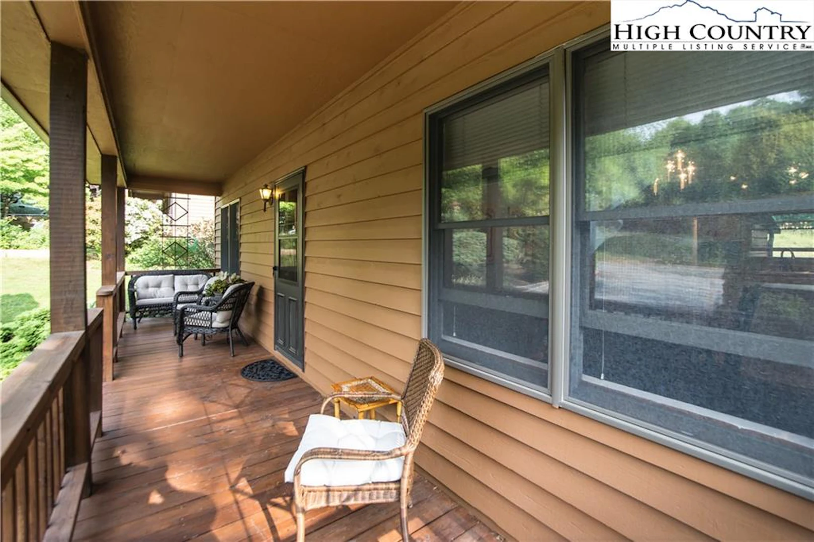 Image number 22 for the current listing