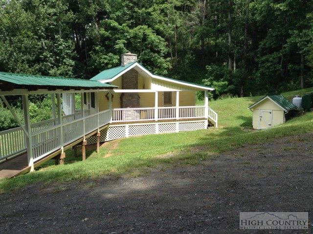Image number 21 for the current listing