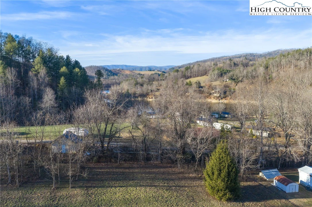 Image number 2 for the current listing