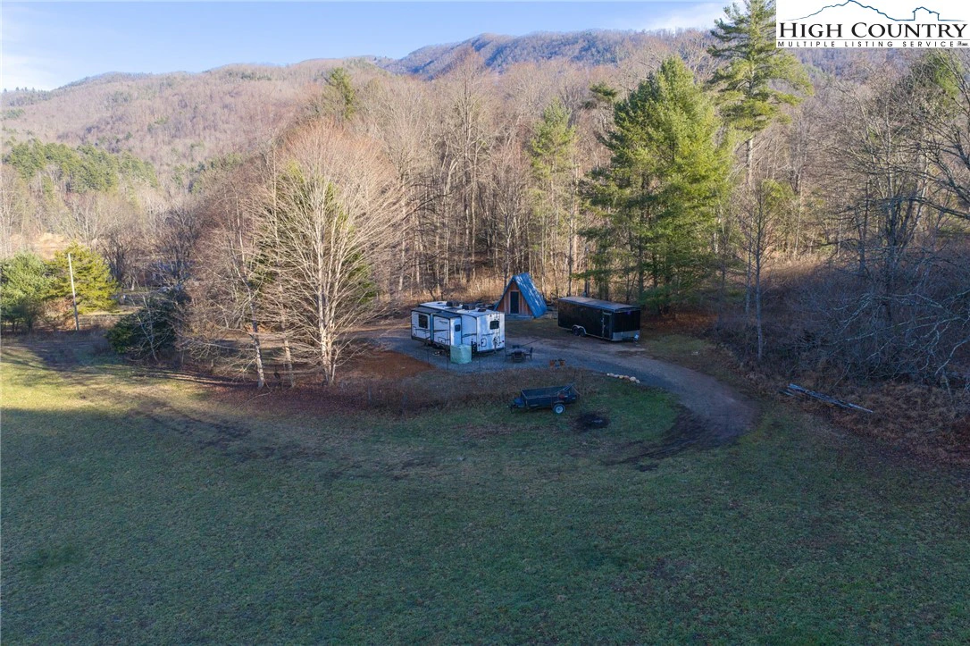 Image number 13 for the current listing