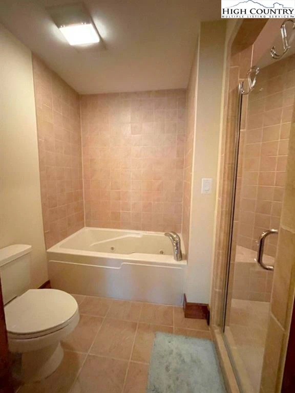 Image number 7 for the current listing
