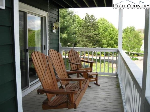 Image number 12 for the current listing