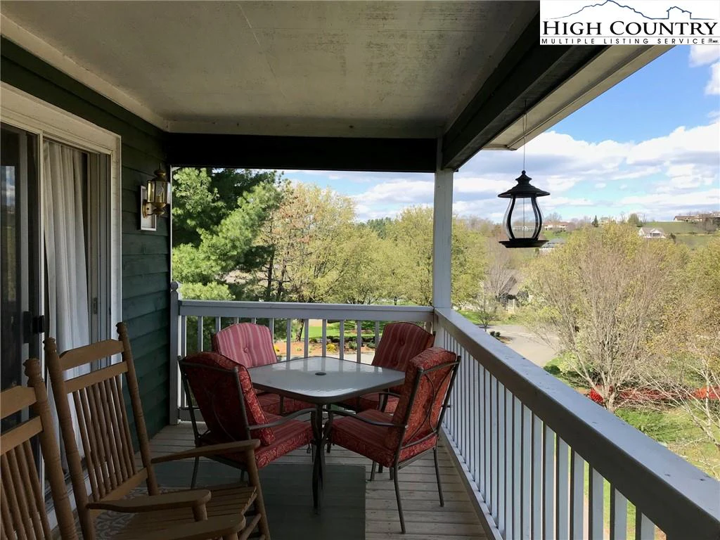 Image number 12 for the current listing