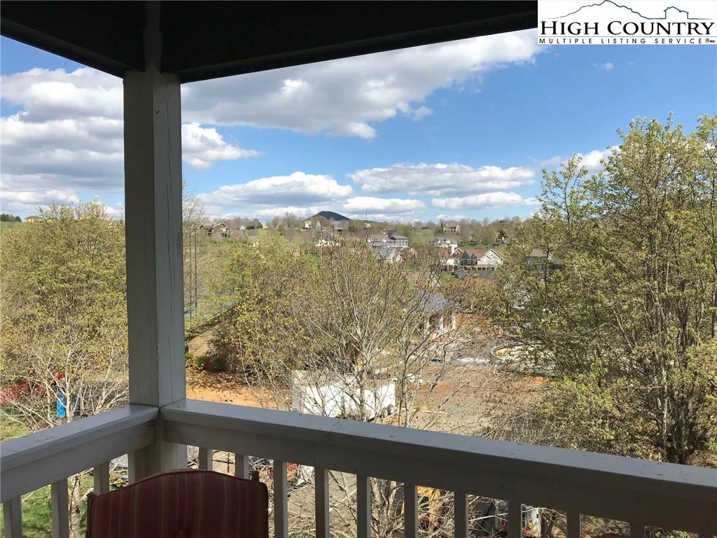 Image number 10 for the current listing