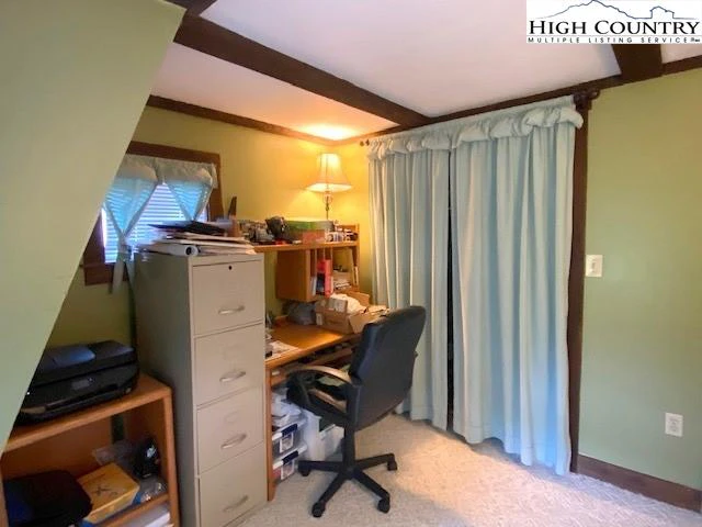 Image number 13 for the current listing