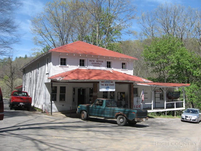 Image number 12 for the current listing