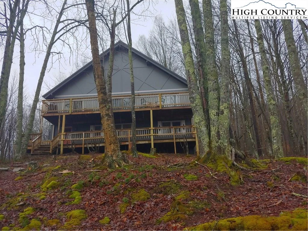 Image number 3 for the current listing