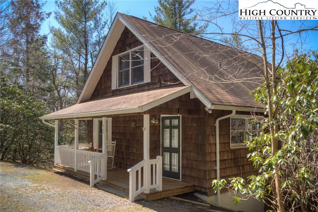 Image number 1 for the current listing