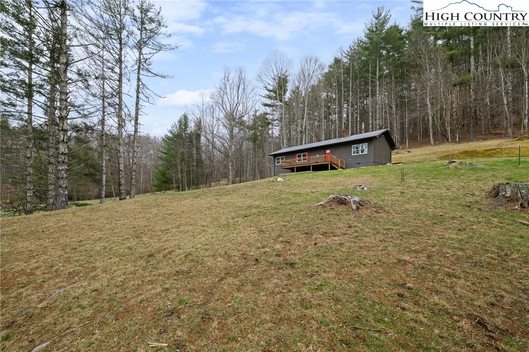 Image number 13 for the current listing