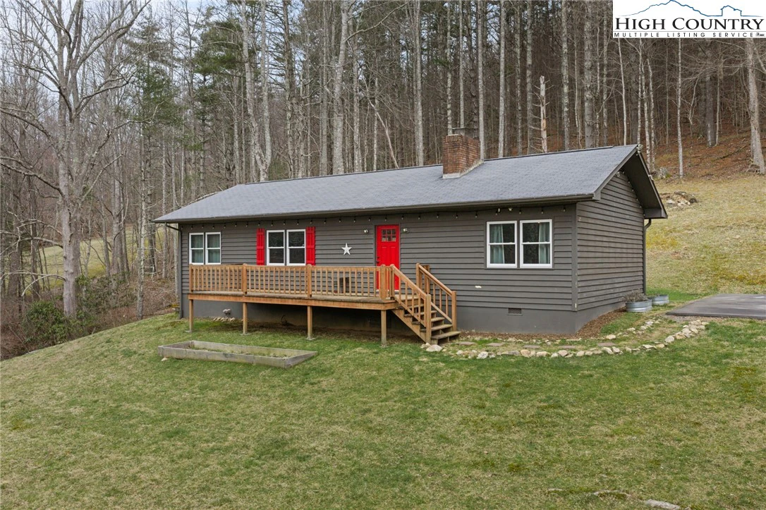 Image number 1 for the current listing