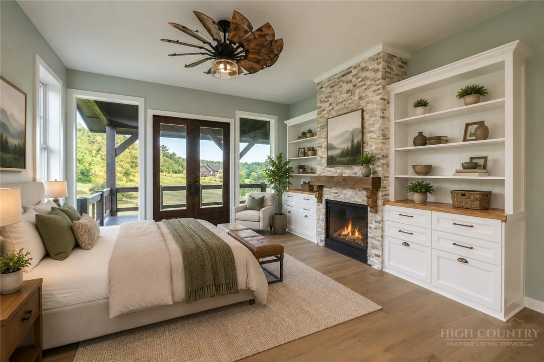 Image number 18 for the current listing