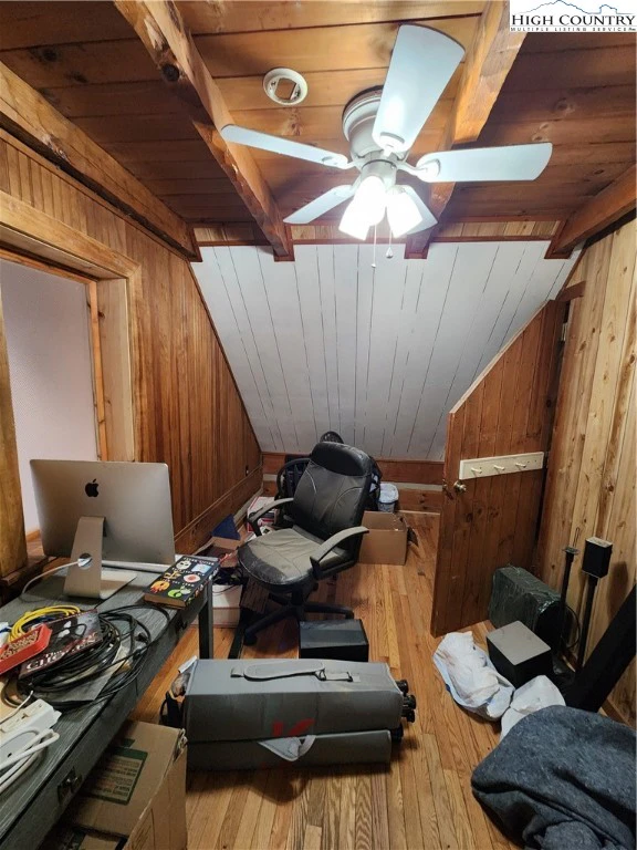 Image number 5 for the current listing