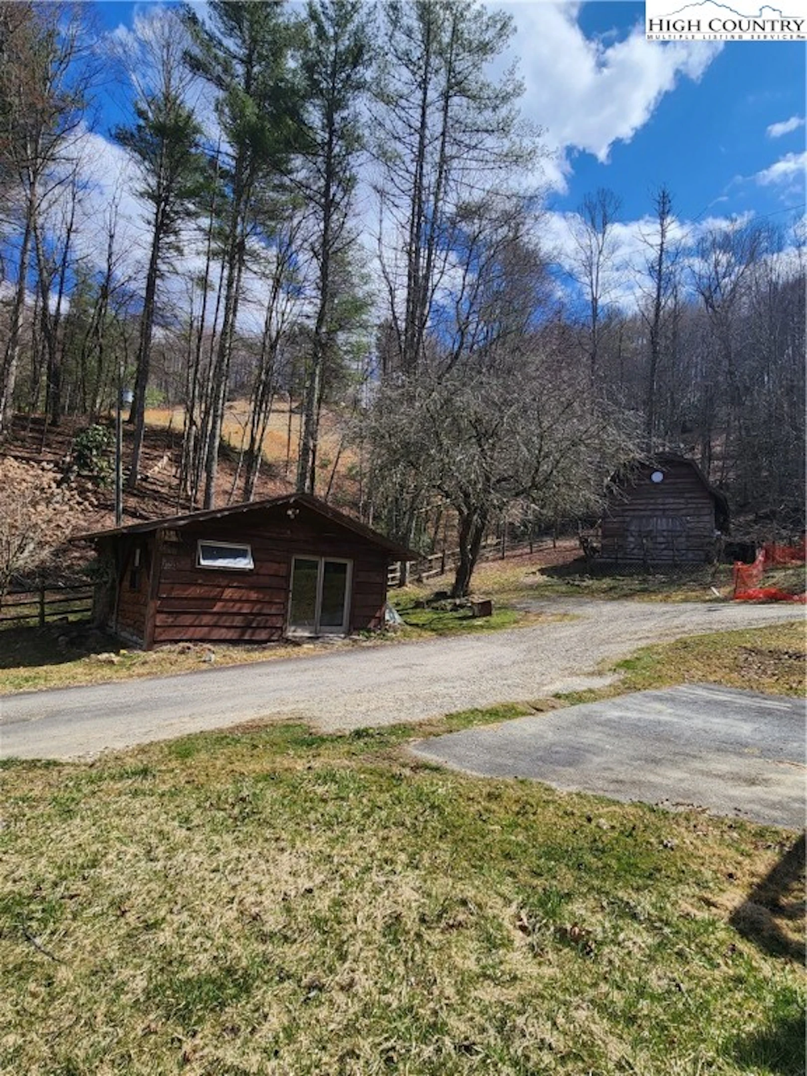 Image number 13 for the current listing